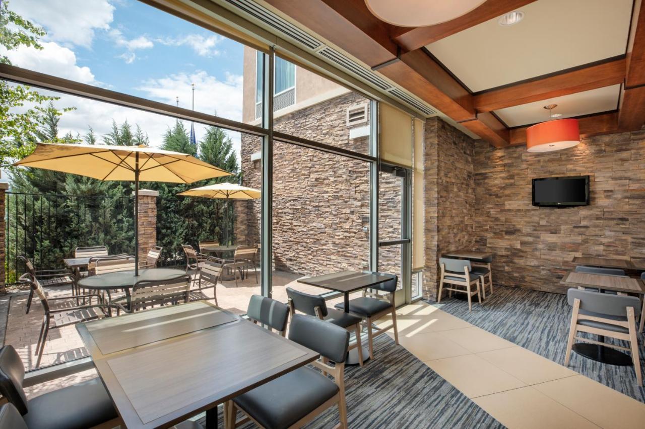 Hyatt Place Reno/Tahoe Airport Exterior photo